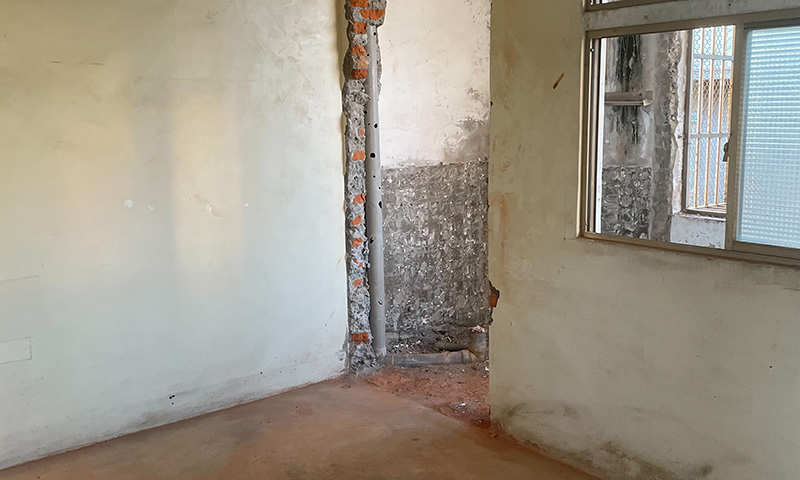 �x������C