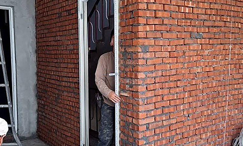 �x���j��j��