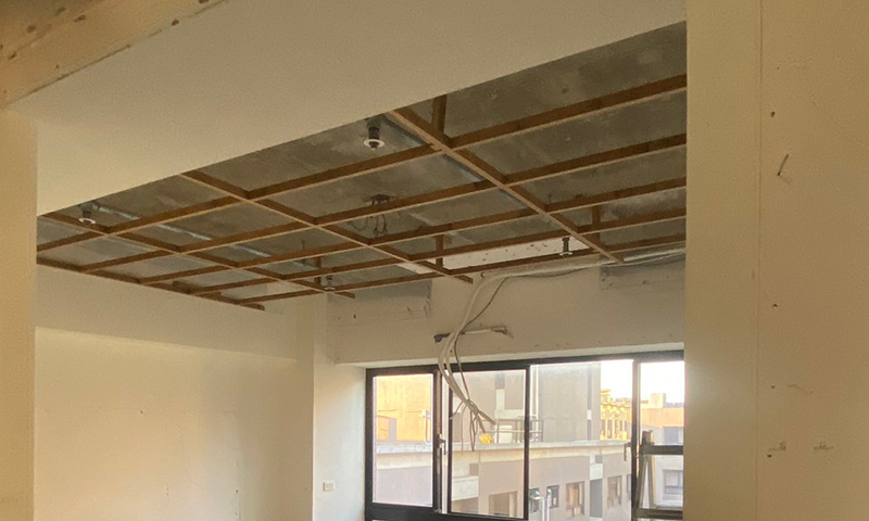 �x���Ǥ��q���t�u